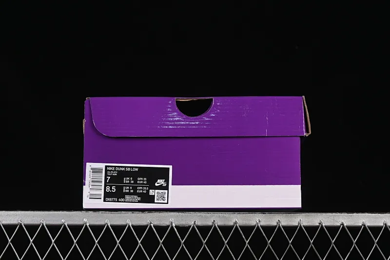 All categories Nk SB Dunk series Nk SB Dunk Low low-top sneakers Nike SB Dunk Low black hole SB low-top sports and leisure sneakers DX6775-400
